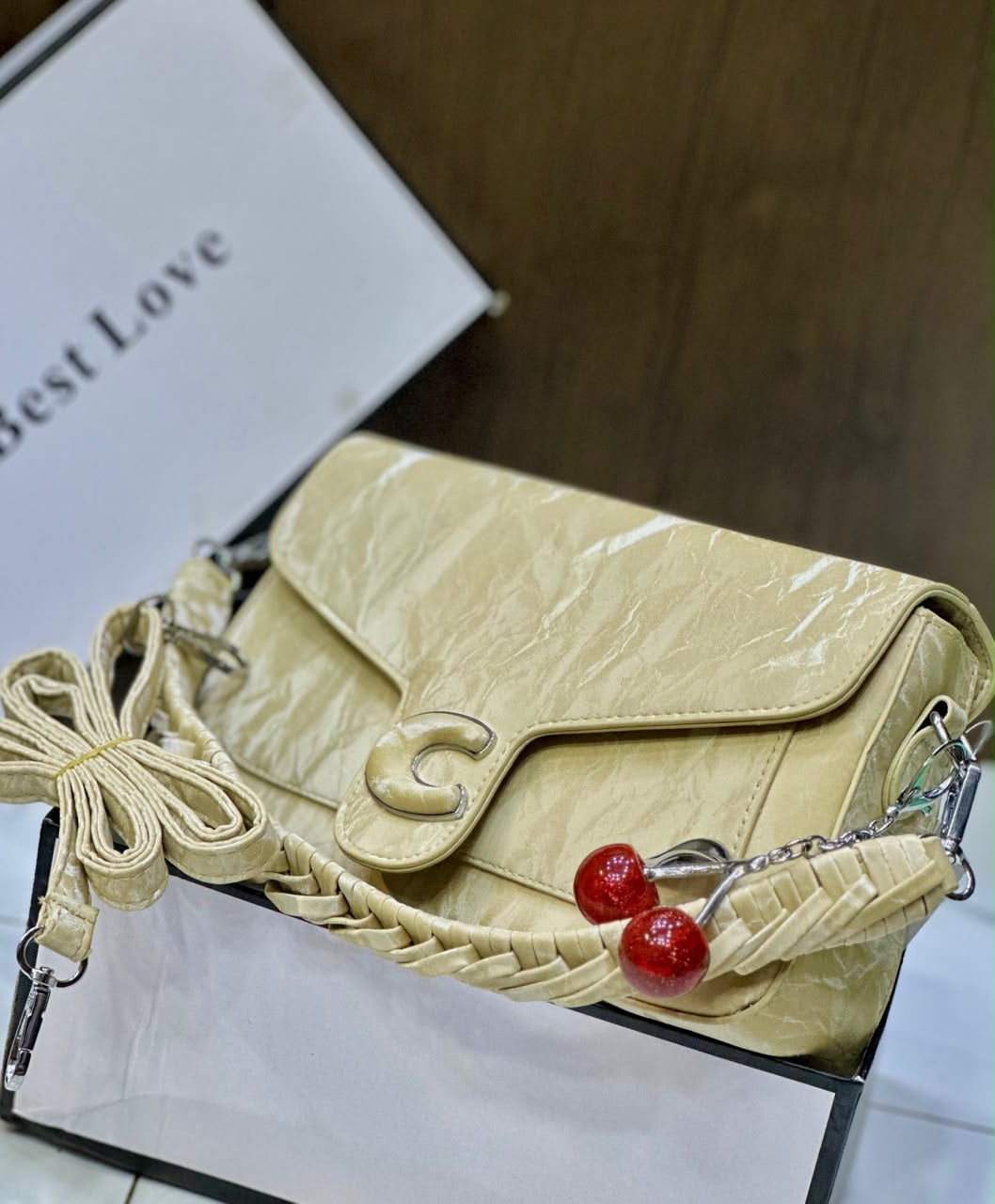 Crossbody bag ( with charm & belt)
