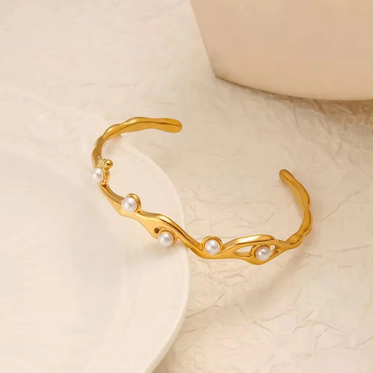 Luxury Pearl Handcuff