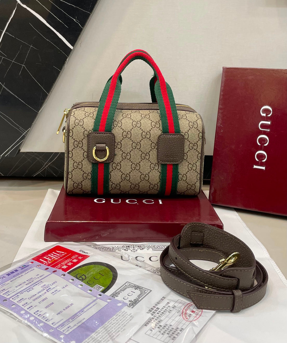 G-Cross body (with box & strap)