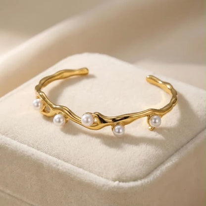 Luxury Pearl Handcuff