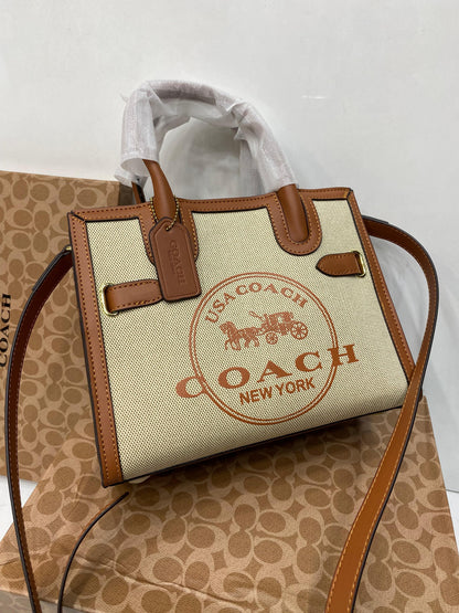 Coach Shoulder Handbag (with box,card)
