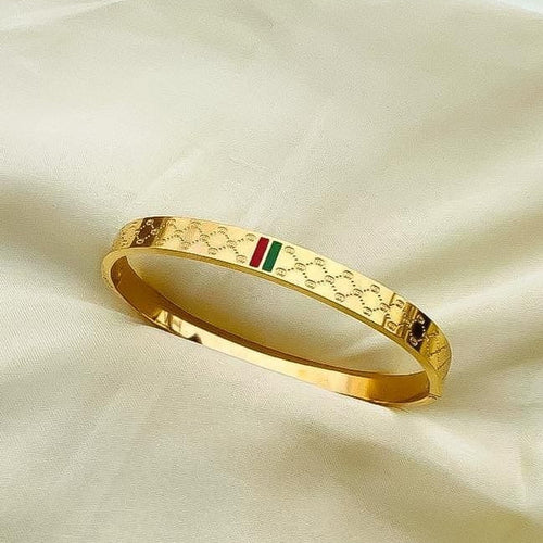 Gucci Sleek Handcuff