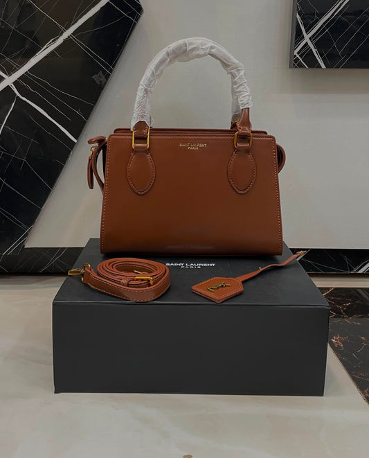 SL Cross body ( with magnetic box)