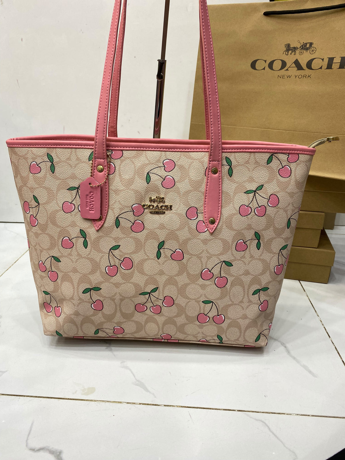 Coach TOTE Cherry Pink (with dustbag)